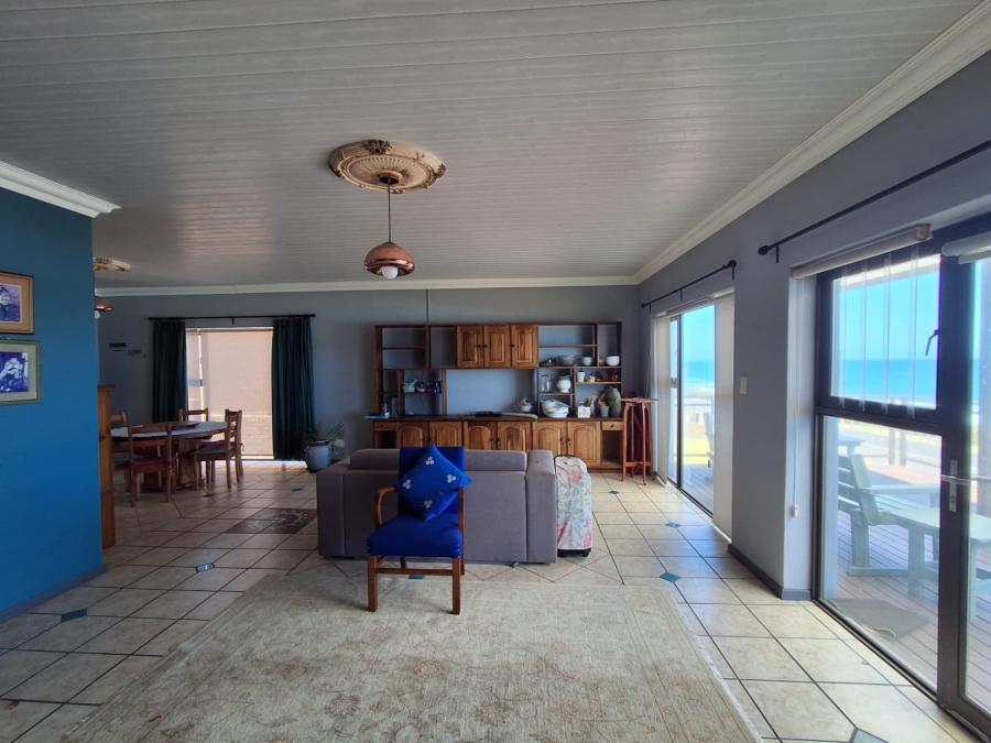 4 Bedroom Property for Sale in Jongensfontein Western Cape